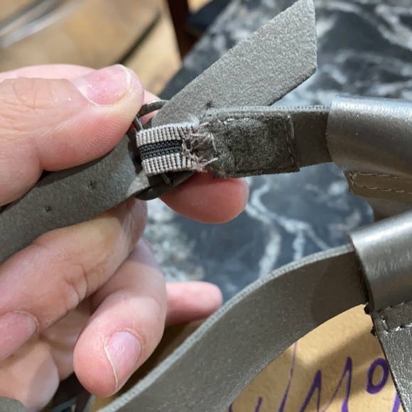 Women’s wedges size 8.5 - Picture 4 of 4